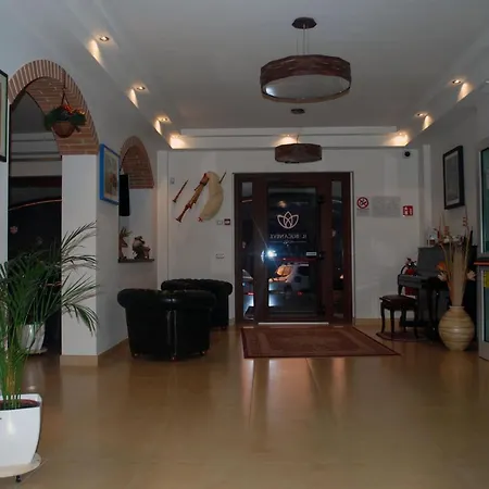 Hotel Il Bucaneve 3*